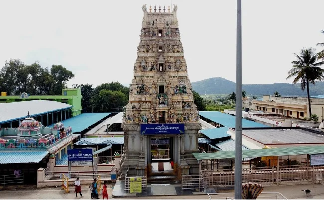 Ghati Subramanya Temple Timings, Entry Fee, Darshan, History, Dress Code, Architecture & Travel Guide