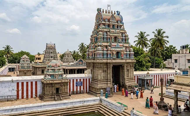Arulmigu Thiruvalleswarar Temple – Timings, Darshan Guide, Travel Tips & Visitor Information